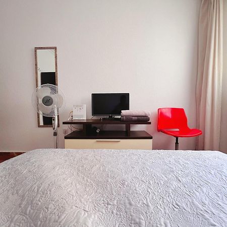 Appartamento Vivienda La Merced Huelva Esterno foto